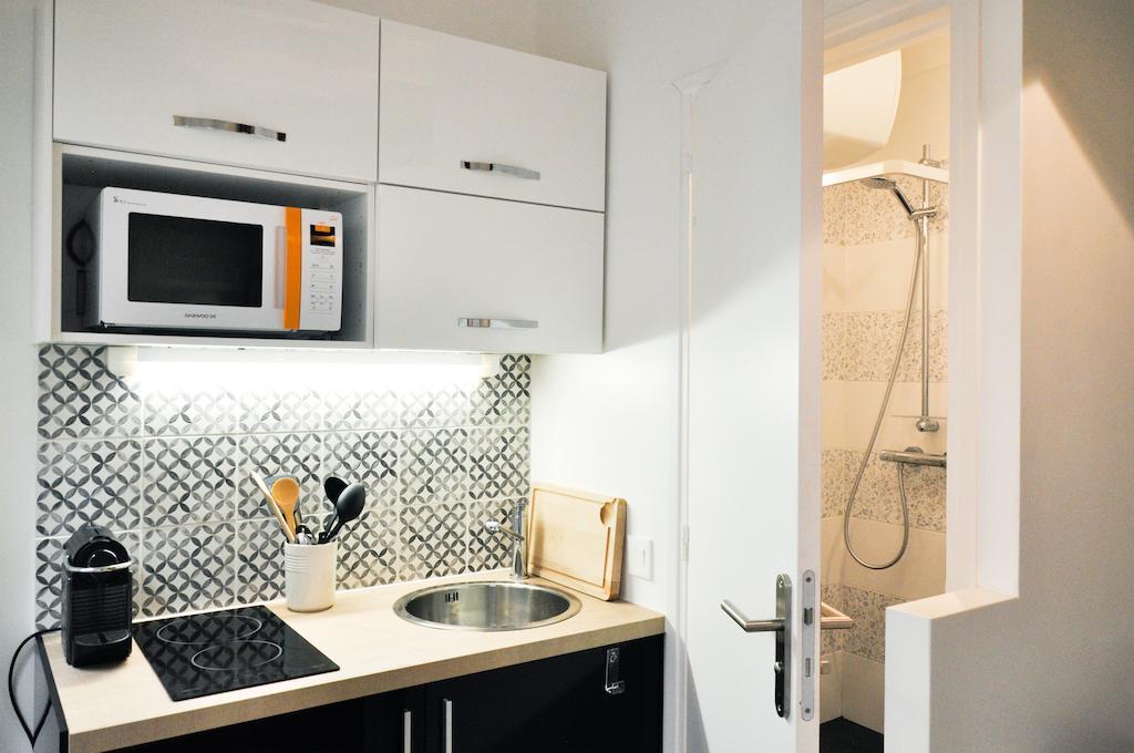 شقة Duplex De Charme Au Coeur De Montmartre باريس الغرفة الصورة