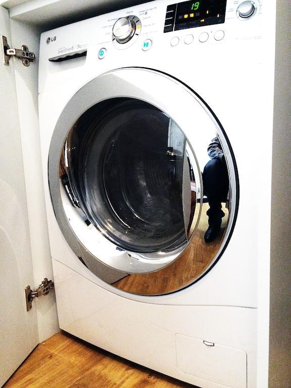 شقة Duplex De Charme Au Coeur De Montmartre باريس الغرفة الصورة