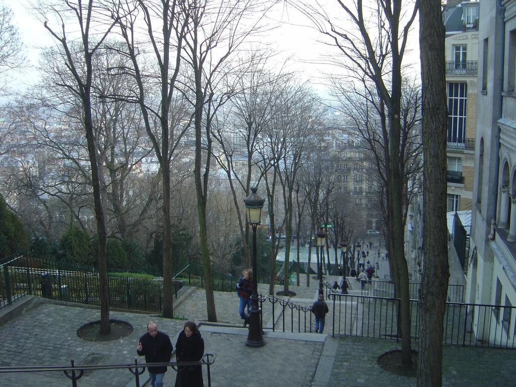 شقة Duplex De Charme Au Coeur De Montmartre باريس المظهر الخارجي الصورة